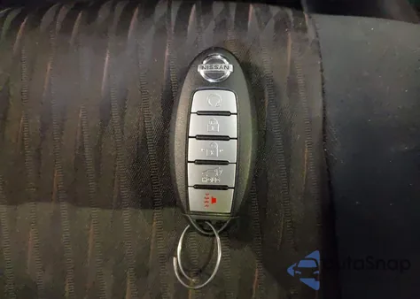 2018 Nissan Rogue Sv z USA, uszkodzony, nr VIN 5N1AT2MVXJC792554